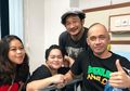 Agung Hercules Titipkan Pesan Terakhir pada Istri, Tangis Sinyorita Pecah di Hadapan Awak Media