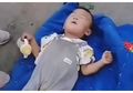 Malang! Karena MIliki Kelainan, Bayi Ini Sengaja Dibuang di Pinggir Jalan oleh Orang Tua yang Tidak Punya Hati
