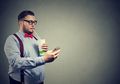 Studi: Main Smartphone Lebih dari 5 Jam Sehari Meningkatkan Risiko Obesitas