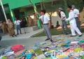 Harus Beli Buku Hingga Jutaan Rupiah, Ratusan Siswa Lakukan Aksi Lempar Buku ke Halaman Sekolah