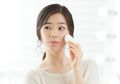 Cara Mudah Angkat Sel Kulit Mati dengan Peeling Pad yang Praktis