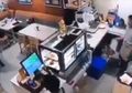 Viral Video Sapi Kurban Lepas Masuk Kafe, Netizen: 'Mau Numpang WiFi'
