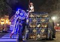 Foto-foto Memilukan Seekor Gajah di Balik Kostum Festivalnya, Kekurangan Gizi dan Dipaksa Berjalan Berkilo-kilometer Setiap Malam
