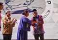 Minta Jokowi Kembali Memilih Menteri Susi, Gus Mus: Kalau Bu Susi Diganti, Laut Rusak Lagi