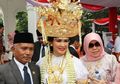 Dandan Sejak Subuh, Istri Menhan Menang Baju Adat Terbaik dan Dapat Hadiah dari Jokowi