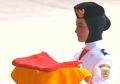 Profil Salma El Mutafaqqiha Putri Achzaabi, Pemegang Baki Bendera Merah Putih saat Upacara Kemerdekaan