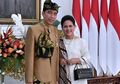 Ibu Negara Tampil Anggun Dengan Kebaya Saat Naik Becak, Iriana Jokowi Pakai Sepatu Mewah Harga Rp11 Juta!