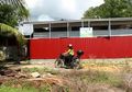 Demi Berantas Kebodohan, Bripka Sauhi Rela Kuras Tabungan yang Dikumpulkannya Bertahun-tahun, Apa yang Dilakukannya Sungguh Luar Biasa