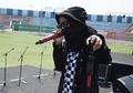 Rutin Lakukan Pemeriksaan Kesehatan, Penyanyi Rock Ini Kecolongan Terpapar Toksoplasma di Kehamilan Kedua