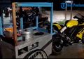 Mau Narik Perhatian Pembeli, Pedagang Siomay Keliling Jualan Pakai Motor Sport