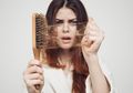 Stress Berpengaruh Besar Terhadap Rambut Rontok, Simak Penjelasannya!