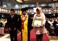 Penuh Haru, Momen Wisuda Mahasiswi UNS yang Meninggal karena Tertabrak Truk di Boyolali