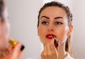 Cuma 80 Ribuan Saja, Kamu Bisa Beli Lip Crayon Berikut Ini
