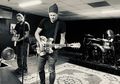 Angels and Airwaves Rilis 'Kiss & Tell' Lebih Awal, Dengerin di Sini!