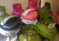 Unik nih, Ada Helm Berbentuk Rice Cooker, Granat Sampai Tabung Gas
