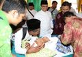 Rasakan Manfaat Sunat, Bocah Ini Tenang Saat Alat Vitalnya Dioperasi dan Malah Lakukan Hal Ini