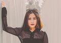 Disebut Mirip Bule, Intip Gaya Prilly Latuconsina yang Tampil Imut dengan Poni Depan