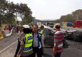 Bak Adegan Film Fast & Furious, Mobil Terbang Terpental Hingga Terperosok ke Semak-semak Jalur Seberang, Kesaksian Pengemudi dan Korban Selamat Sekeluarga dalam Kecelakaan Maut Tol Cipularang