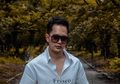 Sempat Diisukan Beradegan Mesra dengan Sesama Jenis Hingga Pamornya Melorot, Aktor Tampan Ini Bagikan Kabar Duka Terkait Sang Ibunda
