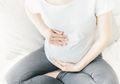 Perut Kembung Saat Hamil Bikin Tak Nyaman, Ketahui Dulu Penyebabnya Moms