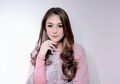 Gara-Gara Unggah Ceramah Ustaz, Celine Evangelista Ungkap Curahan Hatinya: Adem Semua Buat Aku