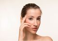 Rekomendasi Serum untuk Hilangkan Bopeng Bekas Jerawat di Wajah, Wajib Punya nih!