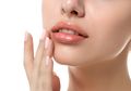Tips Menggunakan Lipstik Matte Untuk Bibir Kering Menurut MUA Langganan Artis, Iwwan Haroun