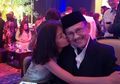 Cucu BJ Habibie, Tifani Habibie, Tampil Cantik Tanpa Makeup Saat Liburan di Paris