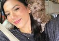 Videonya Menangis Karena Disiksa Suami Bulenya di Amerika Heboh di Media Sosial, Begini Sosok Tiga Setia Gara si Lady Rocker Indonesia yang Jarang Tersorot