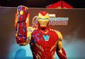 Kewl, Patung Iron Man 'Endgame' Ini Disusun dari 35.000 Keping LEGO
