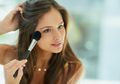 Tips Gunakan Blush On di Wajah Agar Enggak Terlalu Menor, Patut Dicoba!