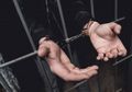 Berteriak 'Aku Positif Covid-19' Lalu Sengaja Batuk ke Arah Polisi yang akan Menangkapnya, Pria Ini Ternyata Lakukan Kejahatan Tak Termaafkan saat Wabah Corona