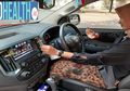AC Mobil Membuat Nyaman, Juga Bisa Membuat Wajah Menjadi Mencong Sebelah dan Sakit karena Infeksi Bakteri