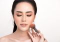 Tips Makeup untuk Wajah Berjerawat Agar Kulit Bisa Terlihat Lebih Mulus!