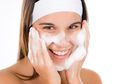 Deretan Skincare yang Nggak Boleh Dilewatkan Anak Sekolahan, Ayo Rawat Kulit Sejak Remaja!
