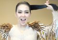 Pakai Busana Seksi Transparan Saat di Italia, Syahrini Kepergok Bawa Tas Mewah Senilai Lebih dari 1 Miliar Rupiah!