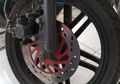 Bukan Tempat Pasang Gembok, Ini Fungsi Lubang dalam Piringan Cakram Motor yang Sebenarnya