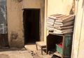 Terlihat Biasa Saja, dari Pintu Kecil di Sudut Kota Solo Ini, Hidup Puluhan Manusia Berkebutuhan Khusus, Pemilik Gedung Bagikan Perjuangannya Hingga Relakan Pelipis Tertimpuk Batu