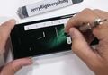 Apa Jadinya Jika Samsung Galaxy Fold Versi Terbaru Digores?