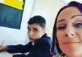Demi Atasi Putranya yang Nakal, Ibu Ini 'Ikut' Pelajaran Matematika di Sekolah Putranya dan Duduk di Sampingnya, '...Dia Sangat Malu'
