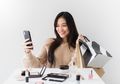 Belanja Pakaian Dalam Lewat Online, Kini Semudah Beli Produk Makeup
