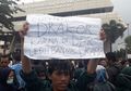 Bernada Humor dan Sarat Sindiran, Seperti Inilah Demo Ala Milenial