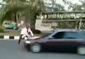 Beredar Video Mahasiswa Ditabrak Mobil Saat Demo di Depan DPRD Boyolali, Begini Fakta Sebenarnya