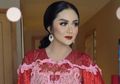 Berkebaya Merah Cetar, Anggunnya Penampilan Krisdayanti Dilantik Jadi Wakil Rakyat