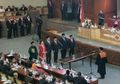 Baru Sehari Dilantik Sudah Buat Ulah, 290 Anggota DPR Bolos Rapat Paripurna, Publik: Sudah Sangat Biasa