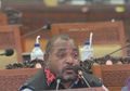 Terisak Melihat Anggota MPR Sibuk Berebut Kursi Pimpinan, Anggota DPR Papua Barat Jimmy Demianus Ijie: Kamu Bukan Negarawan, Penipu Semua!
