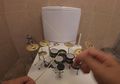 Keren Abis, Cowok Ini Mainkan 'Toxicity' System of A Down Dengan Drum Miniaturnya