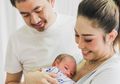 Gara-Gara Disuruh Lakukan Hal Ini, Reaksi Ayu Dewi yang Baru Lahirkan Anak Ketiga: Takut Jahitannya Copot, kan