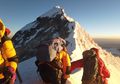 Kenapa Ratusan Pendaki Tewas di Zona Kematian Menuju Puncak Everest yang Tingginya Capai 8.000 Meter Itu?
