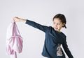 Dampak Negatif yang Patut Moms Ketahui Bila Terlalu Memanjakan Anak